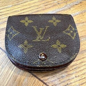 Louis Vuitton Monogram Leather Coin Pouch - Vintage